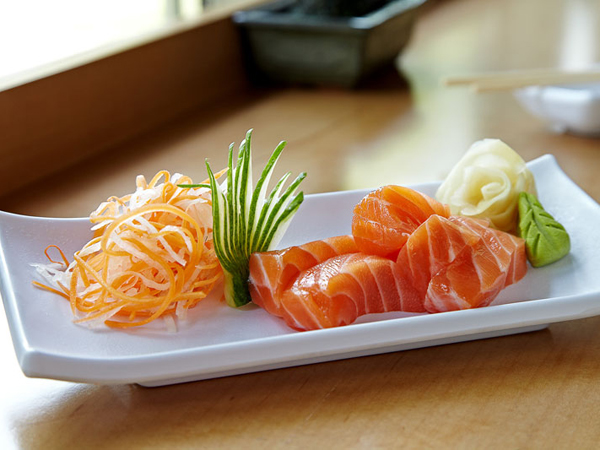 مطعم «تشيه سوشي» يعطي حق الامتياز في دول الخليج